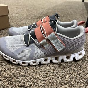 ON Women's Gray and Dark Coral Sneakers